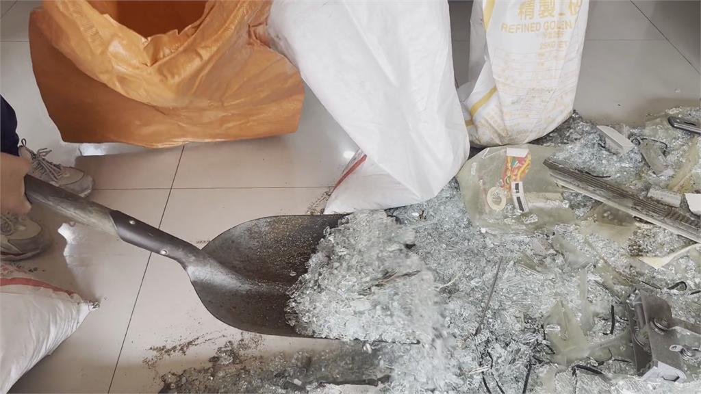 宜蘭男子開工程車「三撞園藝店」　疑搶標糾紛嫌落跑嗆「會來放火」