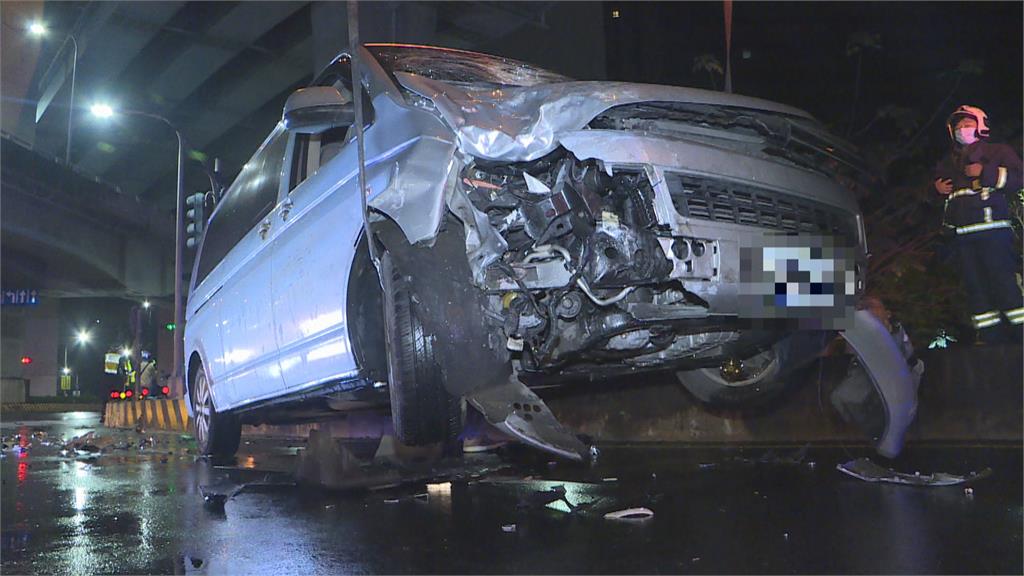 大夜班騎士遭撞慘死 肇事駕駛疑租車盜鋼筋