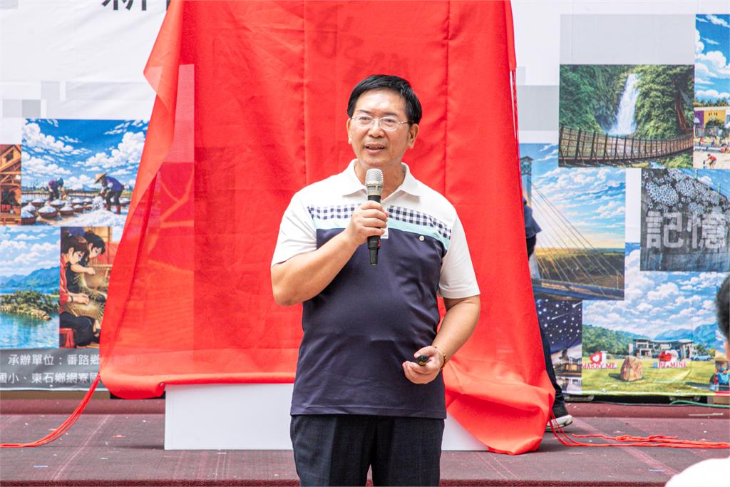 嘉義縣「家鄉100問」2.0新書發表,深化本土教育與跨域學習
