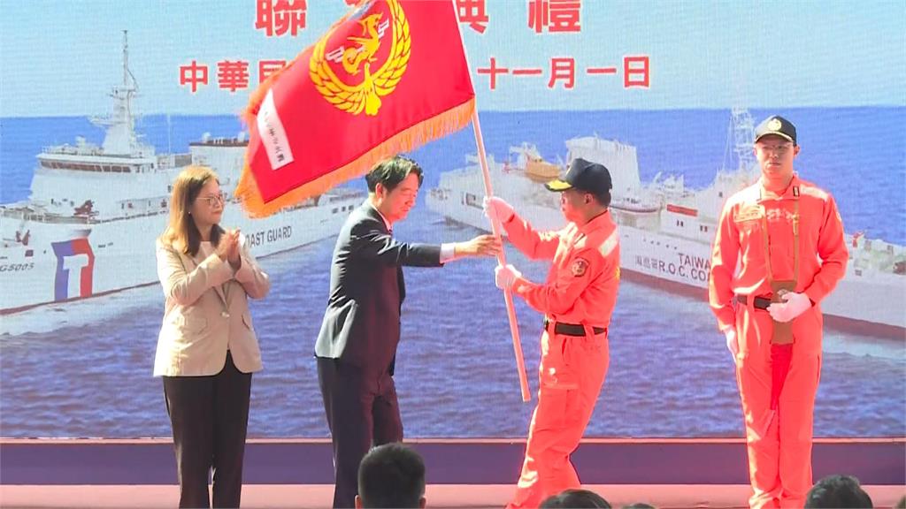 展現戍守海疆決心！　賴總統出席台北艦成軍、西拉雅號命名典禮