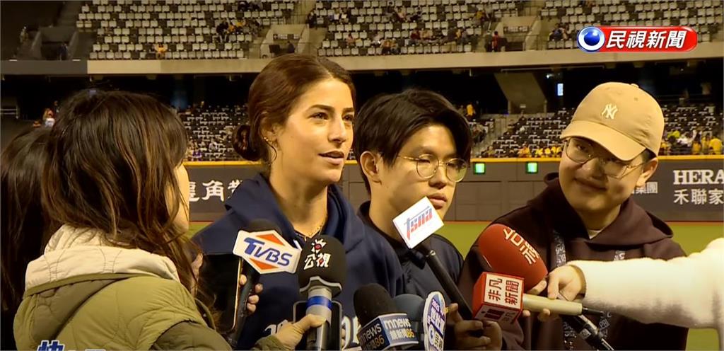 中職/中職開幕戰即將登場!中信兄弟打教莎菈談春訓「這一球員」讓她印象深刻
