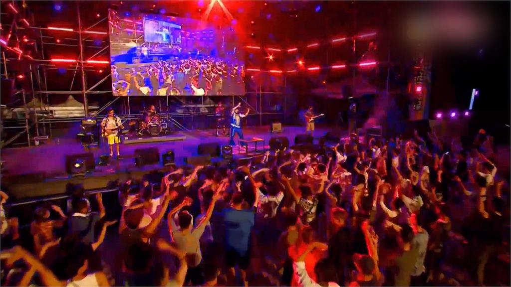 貢寮海洋音樂祭連3天開唱 樂迷嗨翻