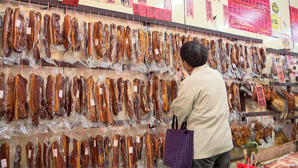 疫情解封、台商回流 過年送禮夯!台北70年臘肉老店生意搶搶滾