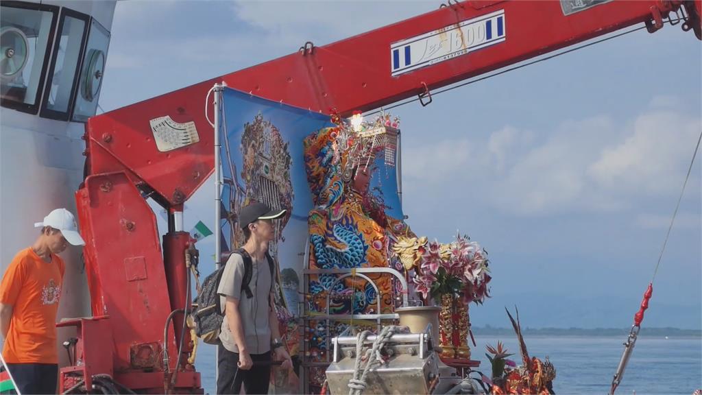 震撼！逾百艘漁船集結　蘭陽媽祖海巡遶境壯觀啟航