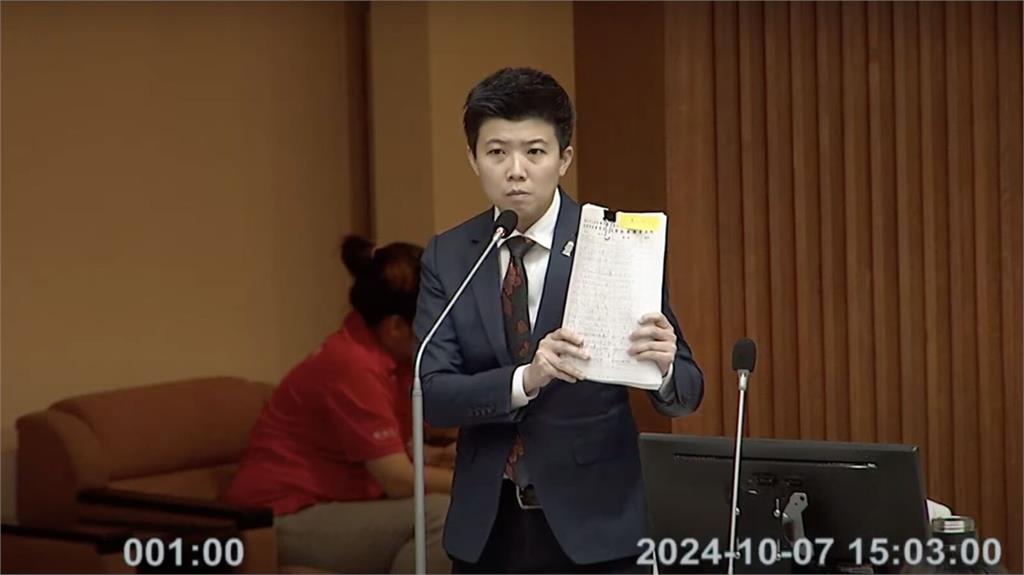 京華城案攻防激烈!苗博雅作證遭扯「高端疫苗、王必勝」反咬:就是有問題
