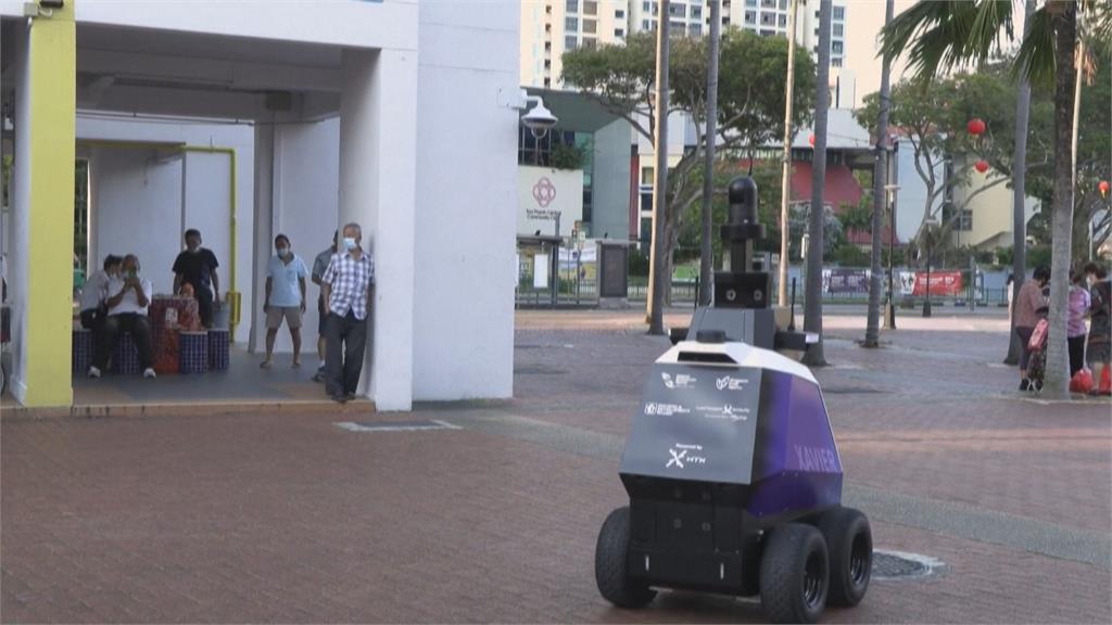 新加坡部署機器人監測不良行為　數位權利運動家憂侵犯隱私