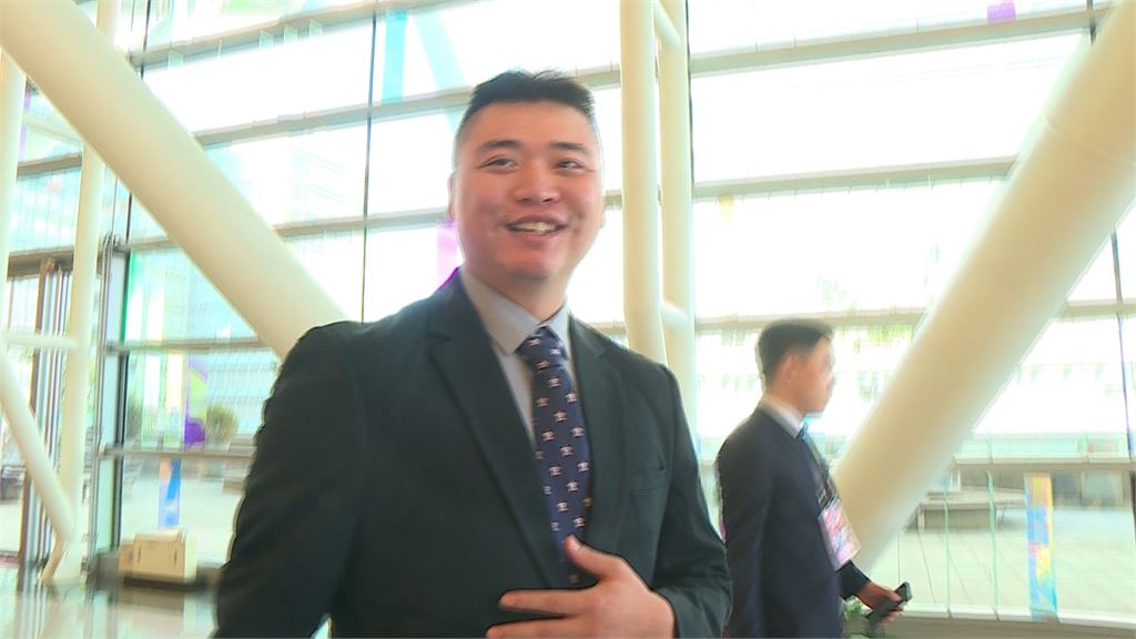 台美合作再升級！半導體跨足棒球產業　鄧愷威驚喜現身全球招商會