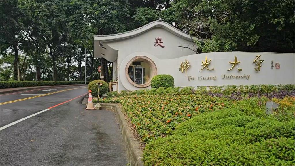 最新／颱風天祝融！雲起樓突竄濃煙　佛光大學回應了