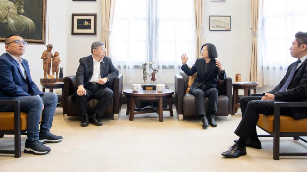 有沒有和總統談NCC人事?柯文哲再度改口幫黃國昌撐腰
