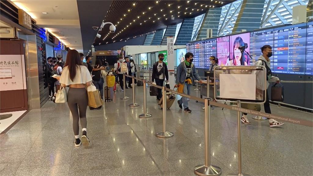 虎航轉創新板上市登航空股王 台股重返16500點 虎航轉創新板上市衝漲停 台股重16500點