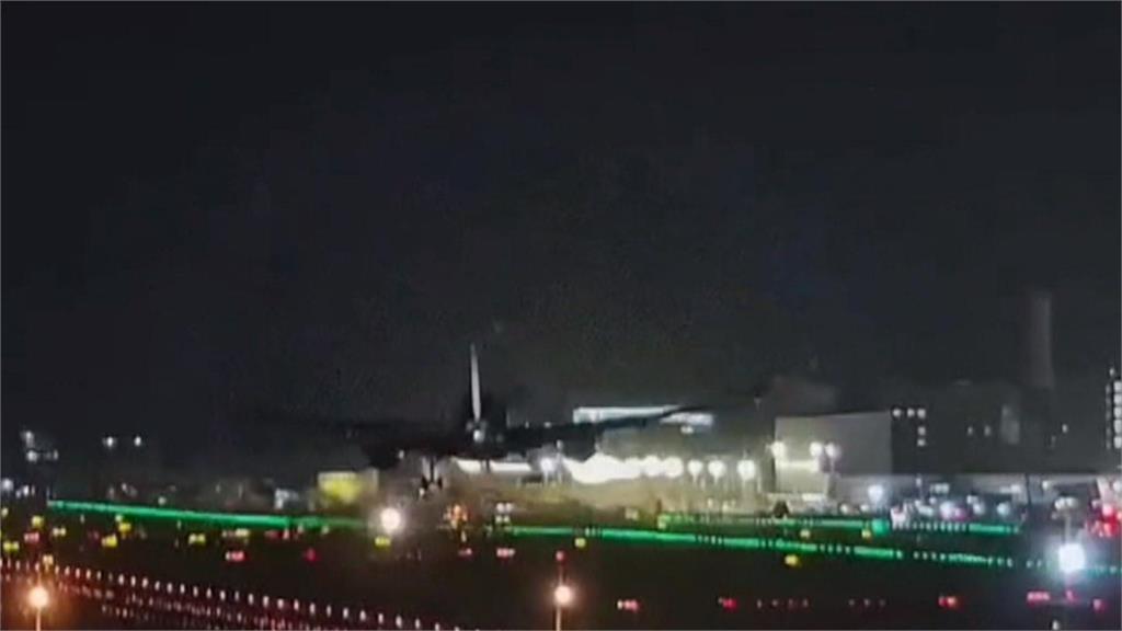 「紅霞」發威！風太大難降落　桃機22航班轉降北中南各機場