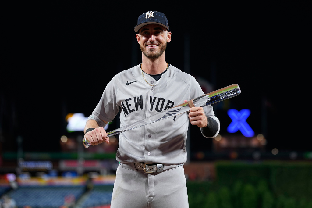 MLB(影)／爸爸拿MVP、女兒玩紅土！貝林傑明星賽最感人的全家幸福畫面