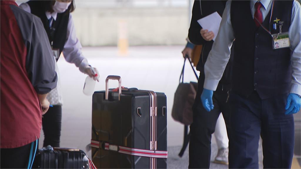 二級警戒延長至2/28 指揮中心:政治人物別跑攤