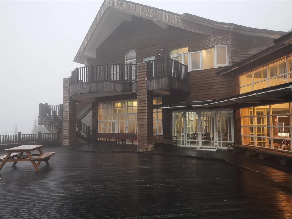 快新聞/氣溫下探0度未飄雪 宜蘭太平山「日出美景」曝光