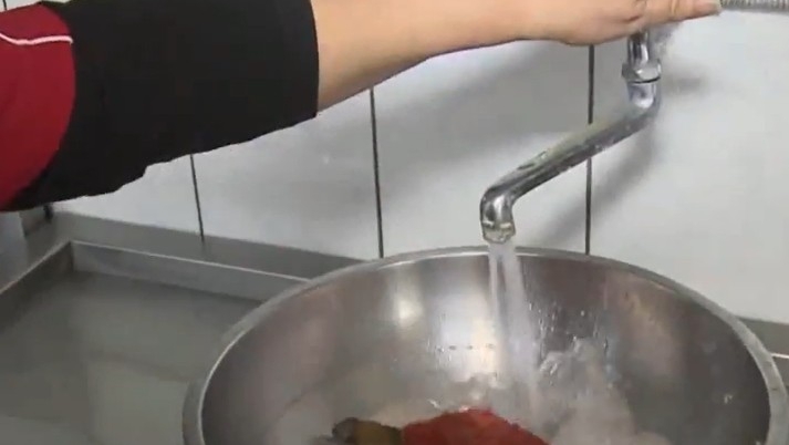 洗碗精用到底能加水？譚敦慈搖頭：少1動作「長一大堆菌」