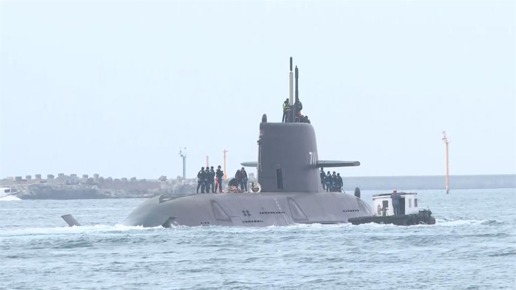 海鯤號一週3度出海　王定宇：將以加深10公尺潛航測試