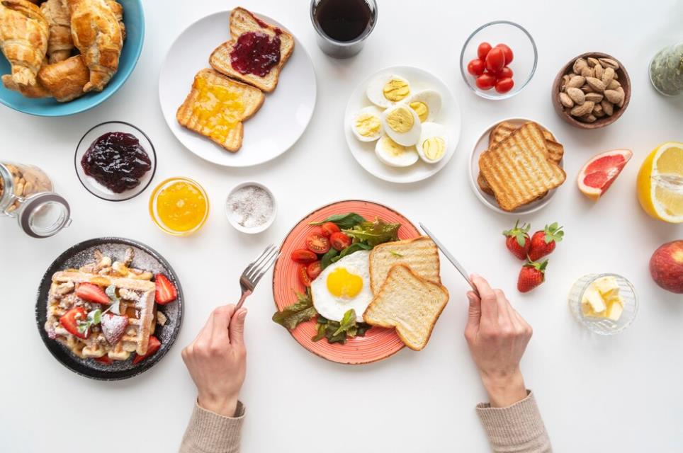 「早餐早點吃」可降糖尿病風險！醫：超過「這時間用餐」罹患率激增59%