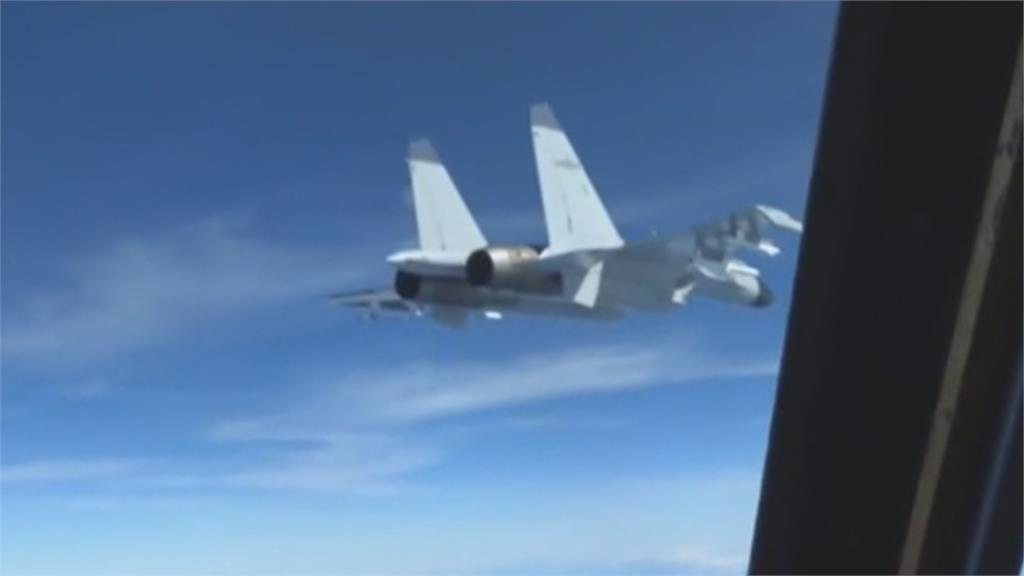 中國戰機南海直切美軍機前方 美:不必要、危險不專業的挑釁