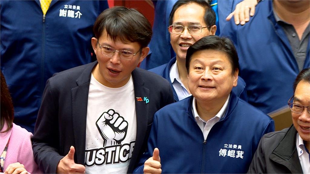 黃國昌宣告民眾黨反制大罷免 吳思瑤:政黨力量惡鬥