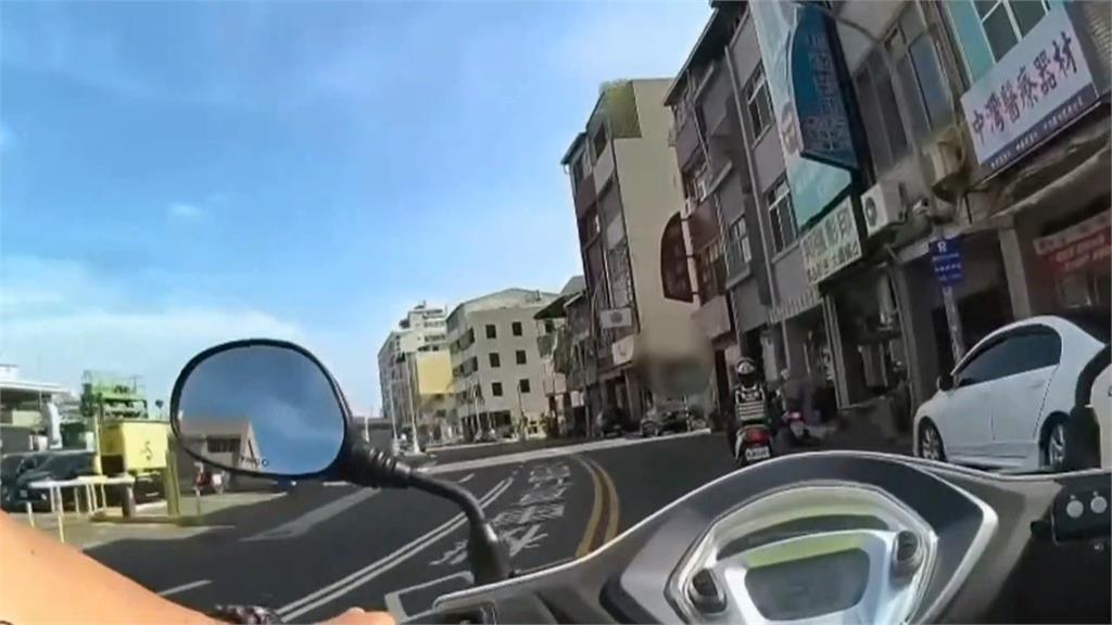 不滿紅燈左轉被開單！　高雄男比中指、試圖襲警「下場慘了」