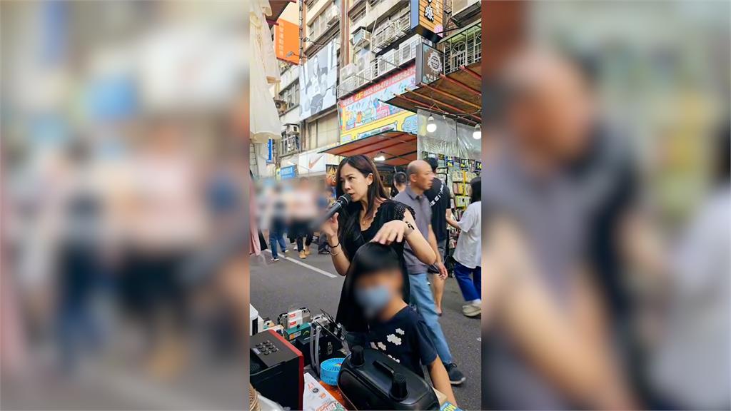 正妹媽「邊顧孩邊深情唱」蔡健雅名曲 網友讚翻:放真感情和回憶在唱