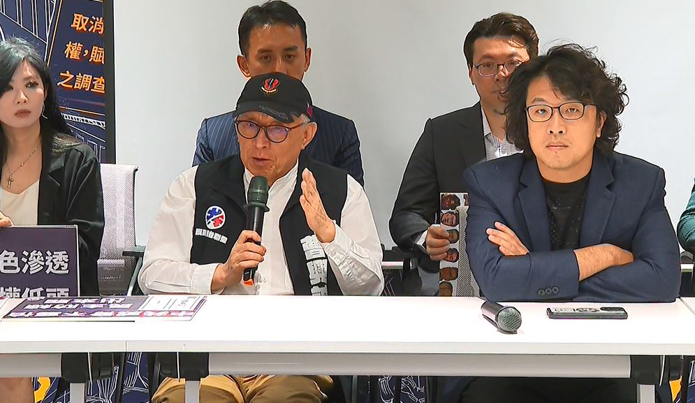 曹興誠組「反共律師團」挺志工 對「這3人」下戰帖邀公開辯論