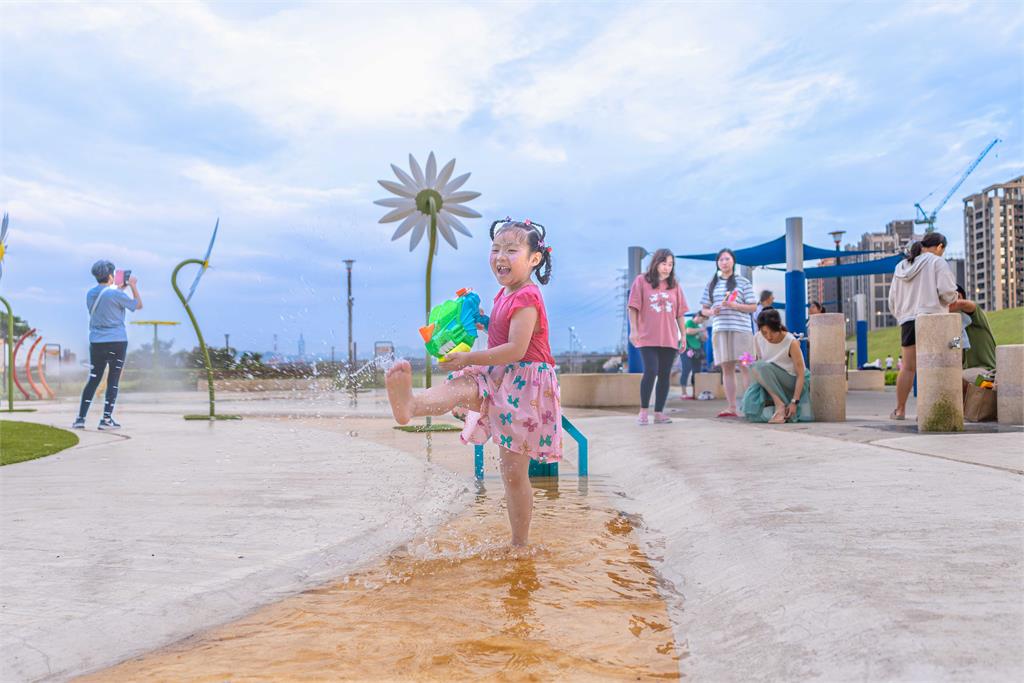 快新聞／爸媽趕快收藏！新北5座水樂園要開放了　時間、地點全曝光
