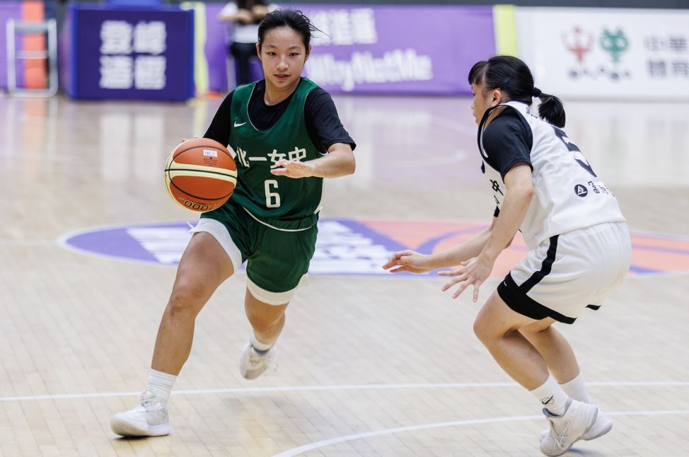 籃球/決勝時刻「互噴垃圾話」遭插T 「南湖一哥」周佑承轟36分惜敗能仁