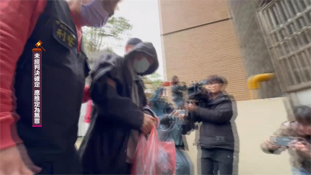 大聲叫囂！持刀企圖闖總統府　男自稱「上帝叫我除掉共產黨」