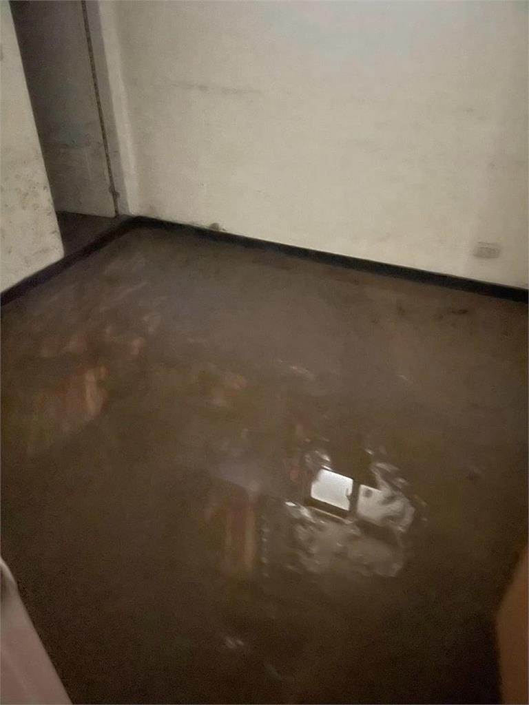 快新聞/台北昨豪雨多處積淹水 她轟蔣萬安「發文市長」:怎麼還笑得出來?