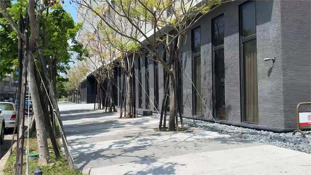 開門有驚喜...入住宜蘭民宿竟有「其他組房客」在房內 縣府說話了