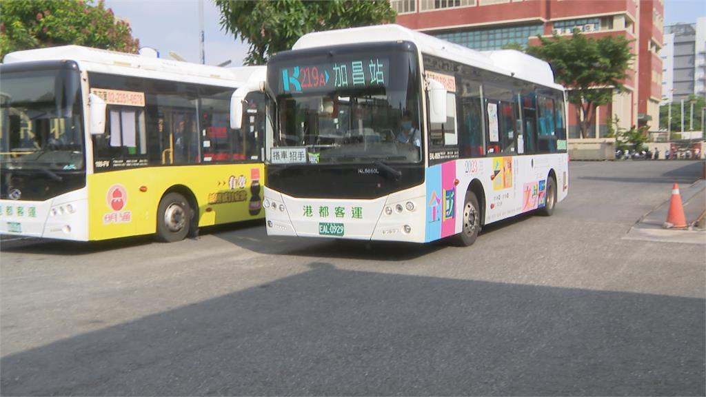 客運疑輪胎沒氣? 一路歪斜行駛安全被質疑