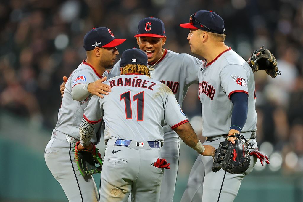 MLB(影)/白襪第3戰神秘開球貴賓揭曉!主角令球迷大失所望球隊也錯失橫掃機會