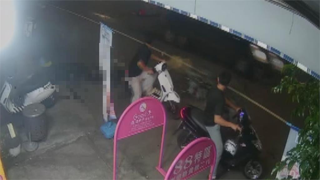 可惡毒駕！　高雄男子駕廂型車猛撞　2機車噴飛"1死2傷"