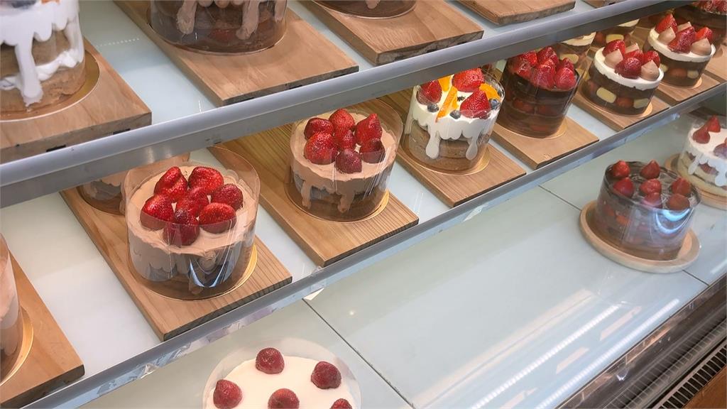 高雄百貨甜點爆食安 蛋糕「長毛發霉」女誤食腹瀉