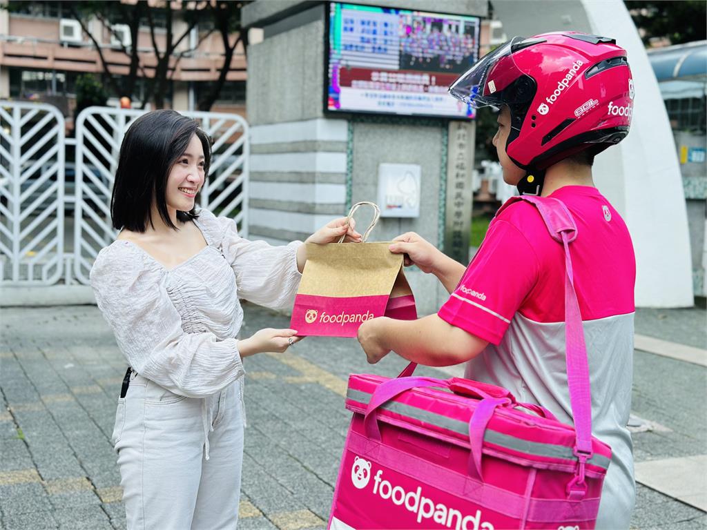 Uber Eats及Foodpanda併購民調出爐 消費者、商家或外送員都說NO