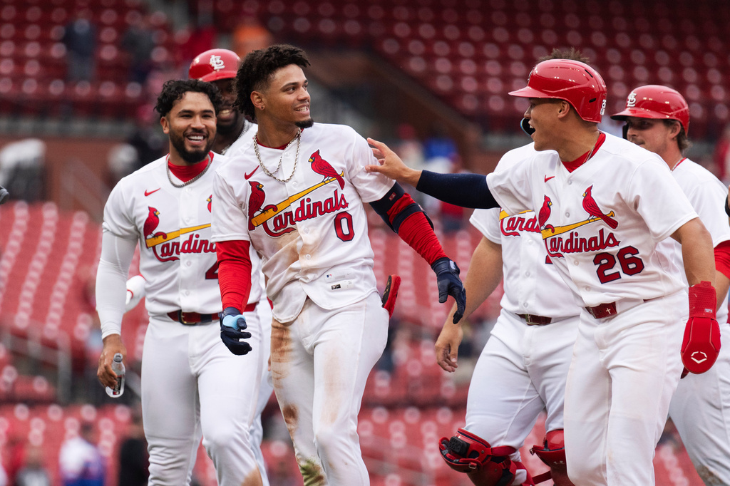 MLB(影)/才敲出生涯首支再見安打!幾小時後紅雀游擊新星發生車禍