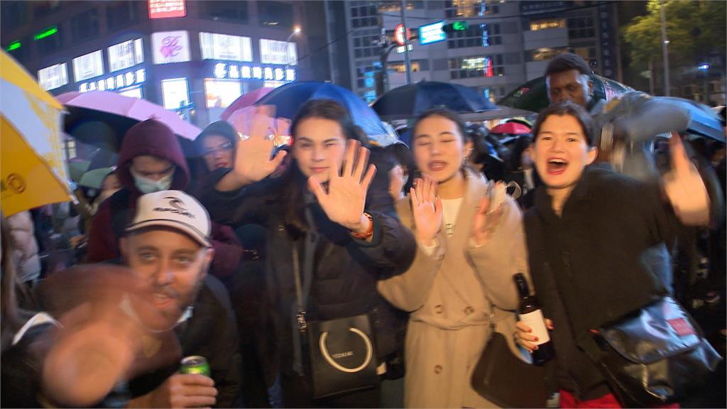 終於可脫!脫口罩帶來另類不安全感 醫:青少年恐現容貌焦慮症