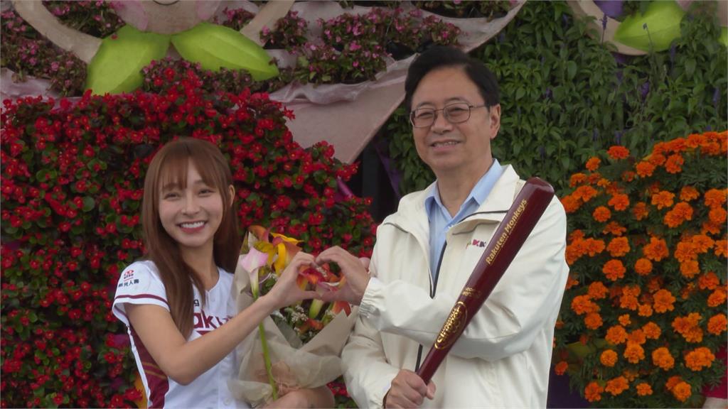 2023桃園彩色海芋季盛大開幕　「與你襄芋」　樂天女孩林襄來應援
