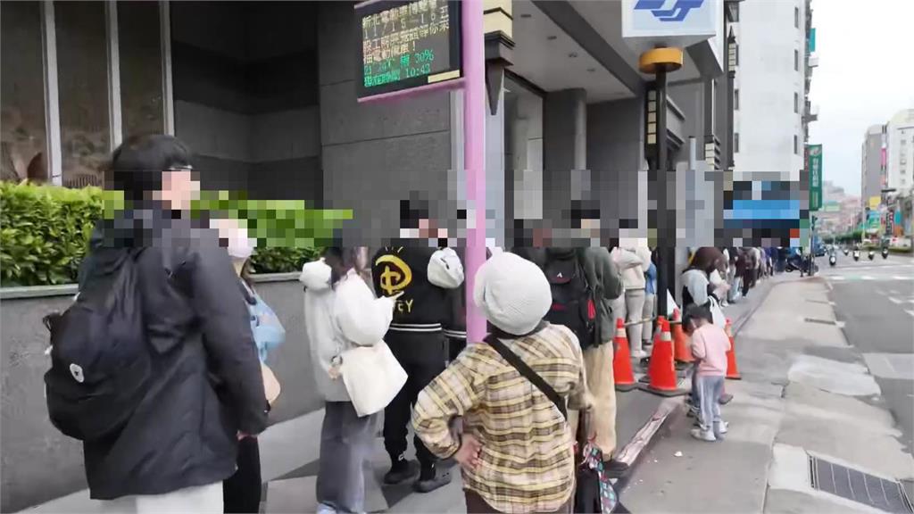 中部手搖店「雙北初展店」人潮炸量!「排7小時」網點1關鍵:好不好喝不重要
