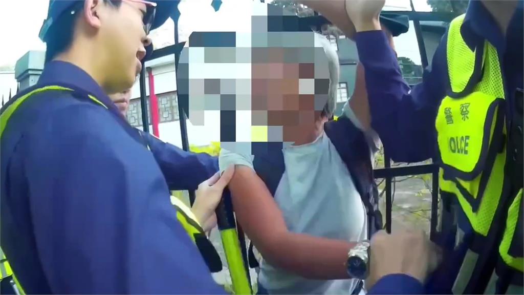 等待總統車隊持手機猛拍　　婦狂飆怒罵被帶回警局