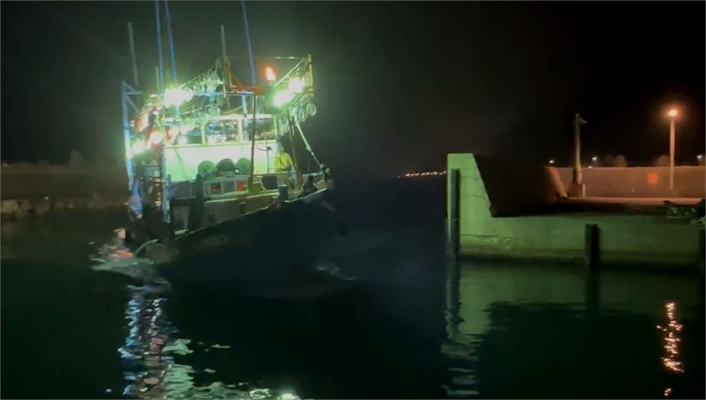 漁船彭佳嶼海域起火！七人跳海逃生「船長、印尼漁工」失蹤