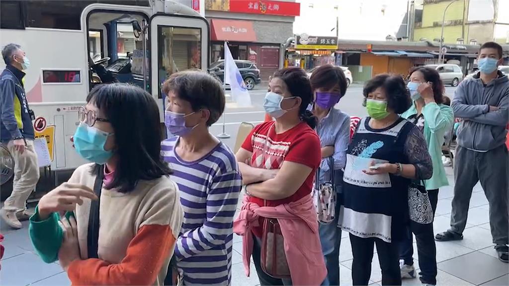 缺血、缺蛋一箭雙鵰! 宜蘭「捐血送雞蛋」活動湧人潮
