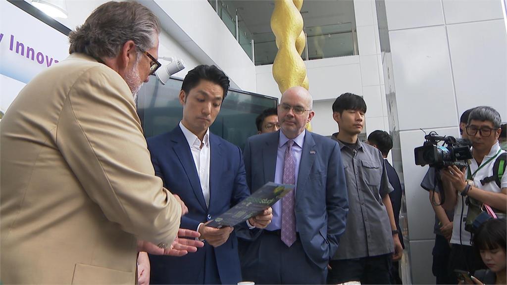 台美城市產業媒合會 蔣萬安與谷立言互動冷