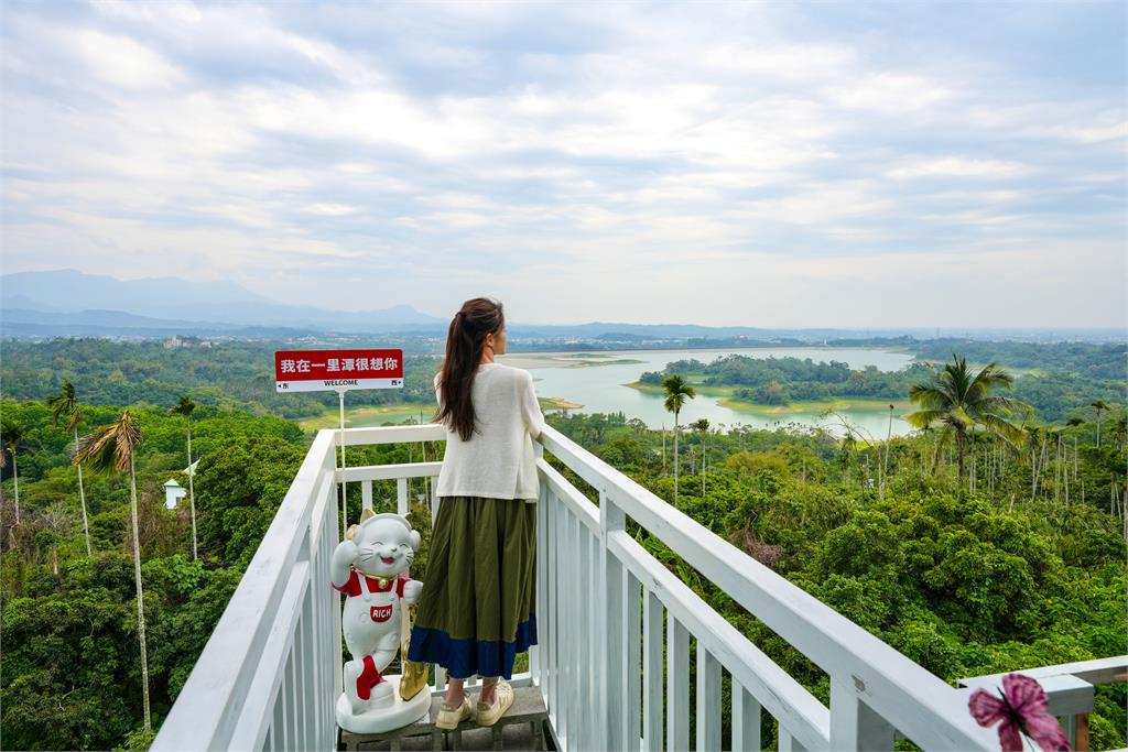 漫遊仁義潭享受慢時光　嘉義縣推薦湖畔景觀餐廳與人氣咖啡廳