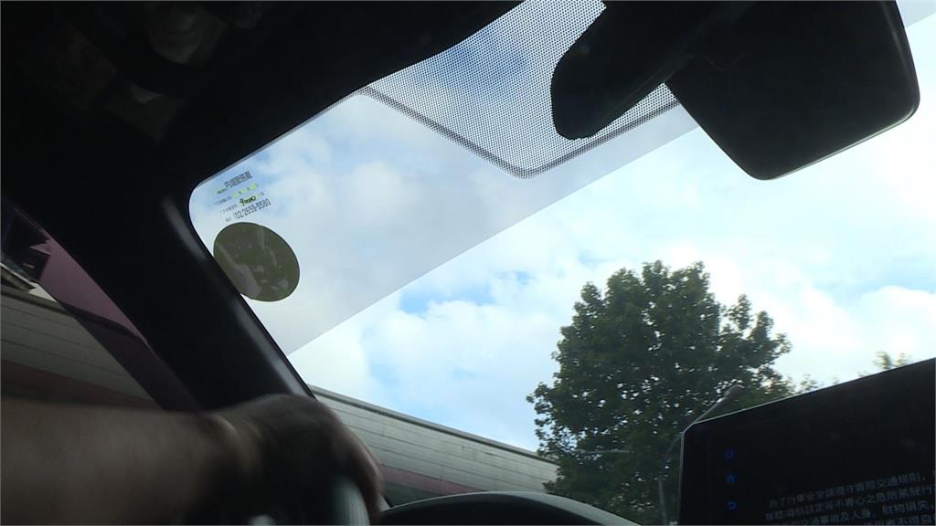 夏天最怕車內像烤箱！　隔熱紙新制上路　隔熱、透光怎麼挑有眉角