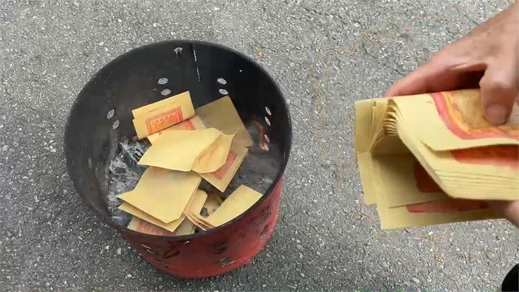 鄰居竟在樓梯間燒金紙 危險畫面曝光 涉及公共危險罪