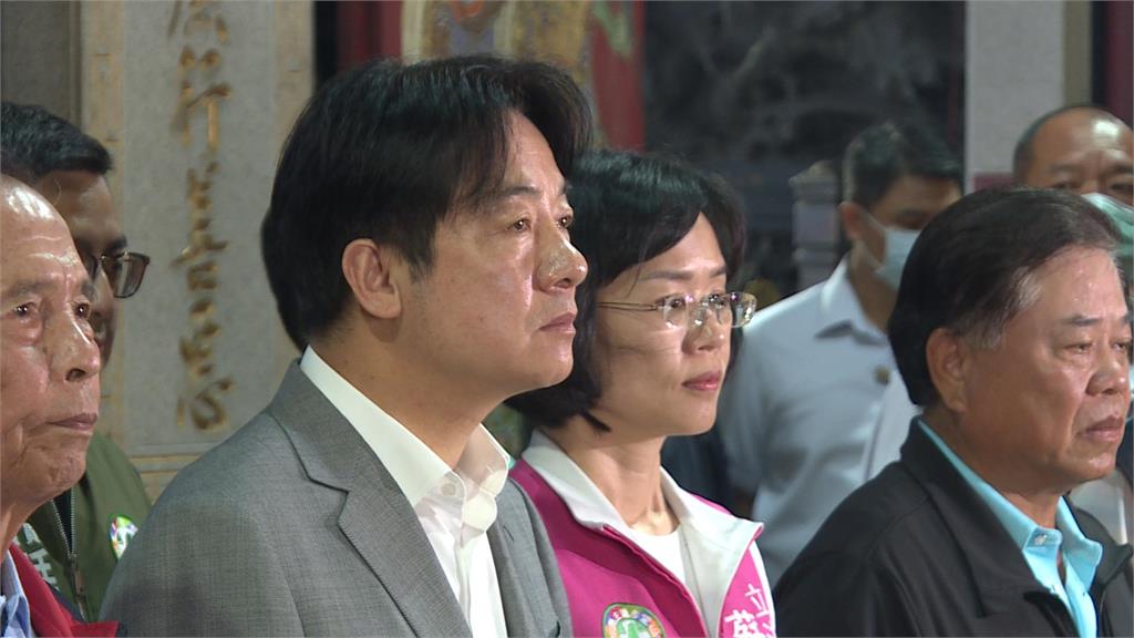 賴清德赴鶯歌碧龍宮參香人氣超夯 民眾熱情大喊「凍蒜」
