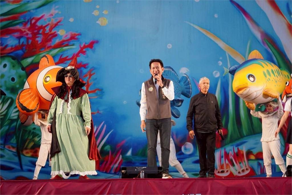 快新聞／林俊憲連年耶誕送歡樂　紙風車劇團再度感動台南親子