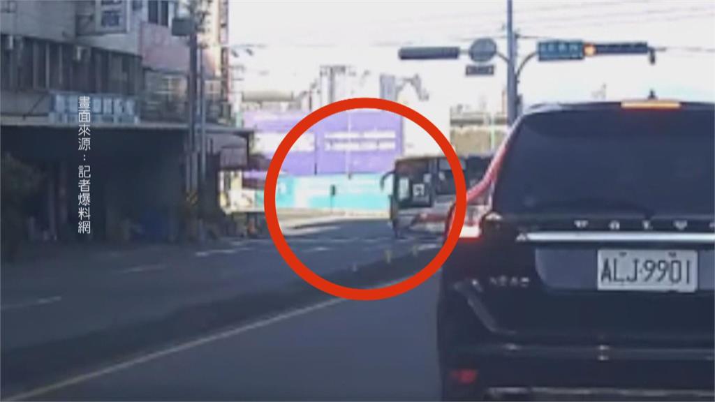 男走斑馬線遭公車撞上　摔傷送醫　台中市府將加強路口稽查